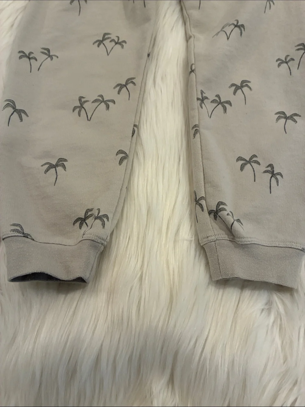 Rylee + Cru Gray Palm-Print Sweatpants & Sweatshirt Set